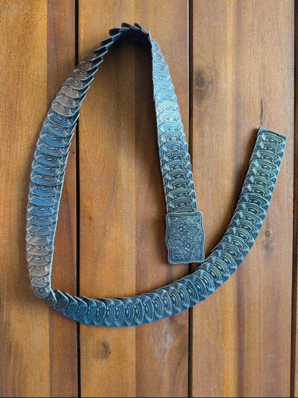 Embossed Metal Link Belt - Black